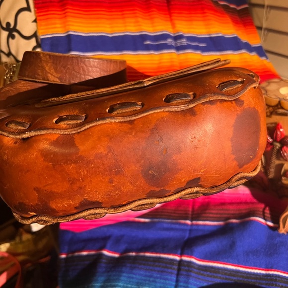 Vintage Leather Shoulder Bags Medium & Mini w/new wallet, storage box, sm. shawl - Picture 8 of 16